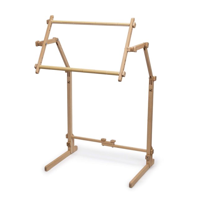 Soporte de costura para colocar en el suelo All About Yua Wood