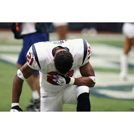 Laminated Poster Praying Player NFL Sport Professional Football Poster Print 11 x