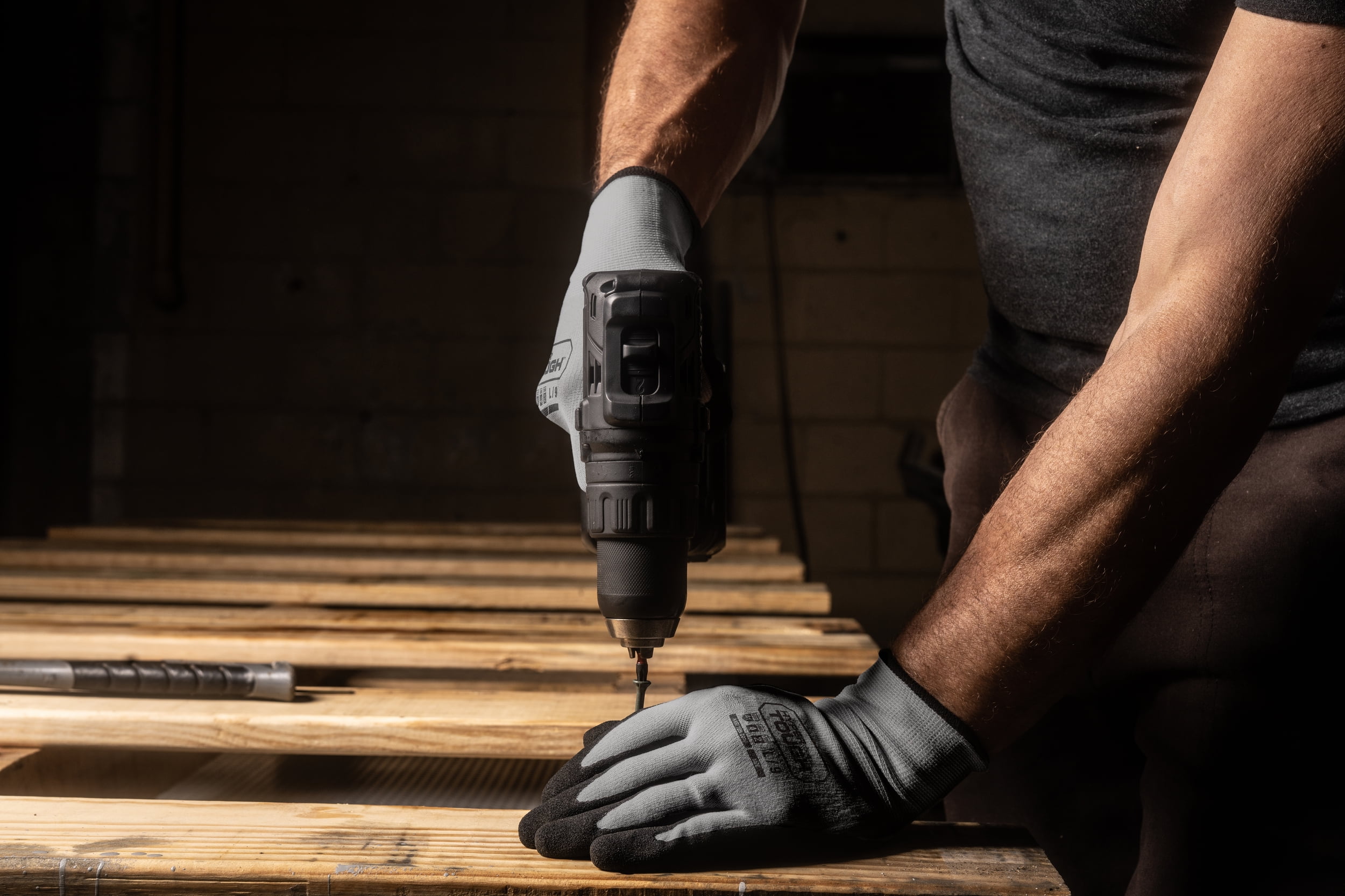 Hyper Tough Performance Grip Gloves, ANSI, Nitrile, Nylon, Spandex, Gray, Large