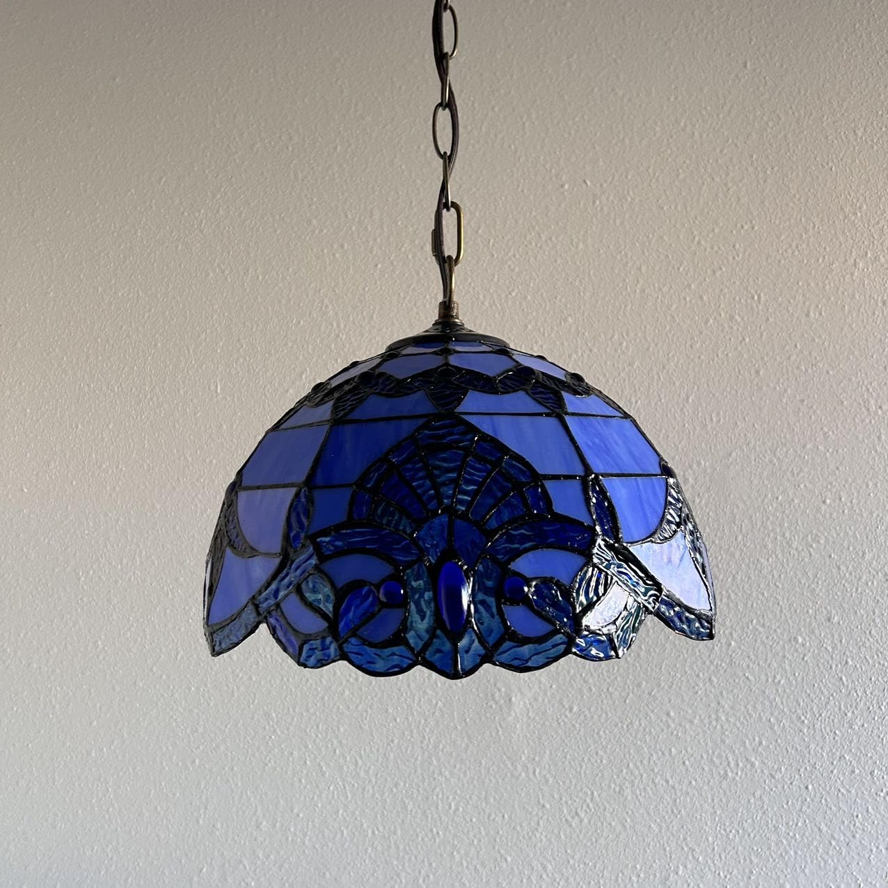 Tiffany Pendant Lights Fixture Blue Stained Glass Baroque Style LED Bulb Included for Dining Room