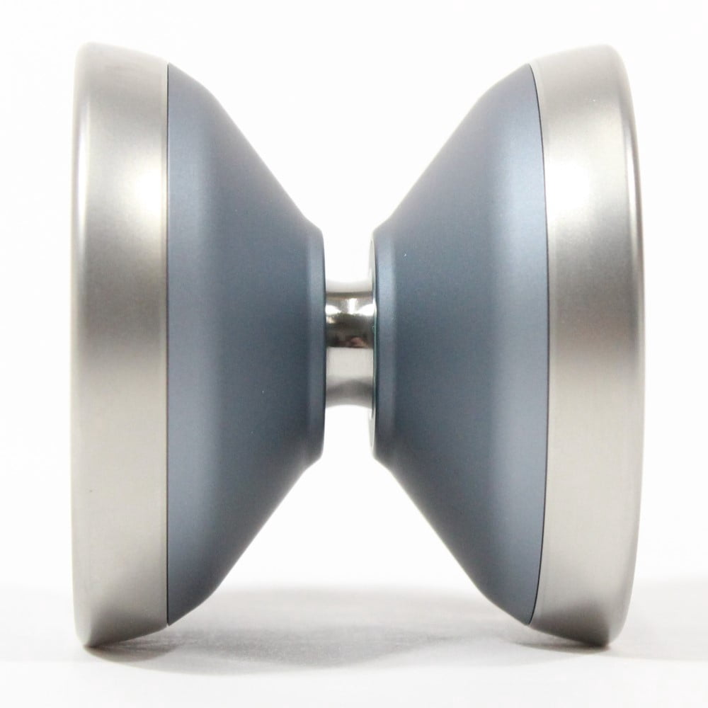 W1LD (Worldwide 1nnovative Leading Design) MAD Yo-Yo - Bi-Metal - Lee Jun Sang Signature YoYo (Matte Light Blue Raw Rim)