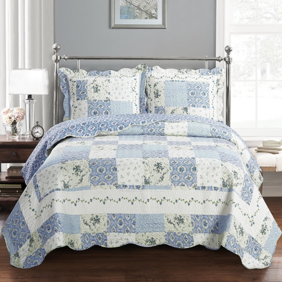 Brea Oversize Coverlet Floral Patchwork Print Soft and Wrinkle-Free Quilted Coverlet Set: Full/Queen