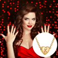 thumbnail image 2 of 26 iniciales en forma de corazón collar alfabeto para las mujeres Collares de acero inoxidable para las mujeres A Z 26 iniciales alfabeto collares de oro para las mujeres niñas, 2 of 5