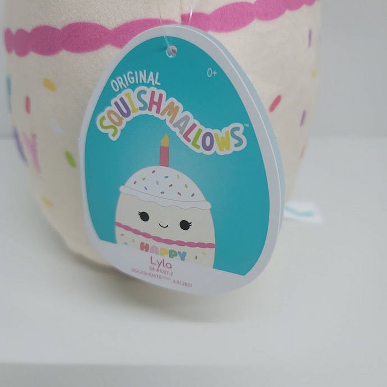 Squishmallows Official Kellytoys Plush 8 Inch Lyla the Birthday Cake 