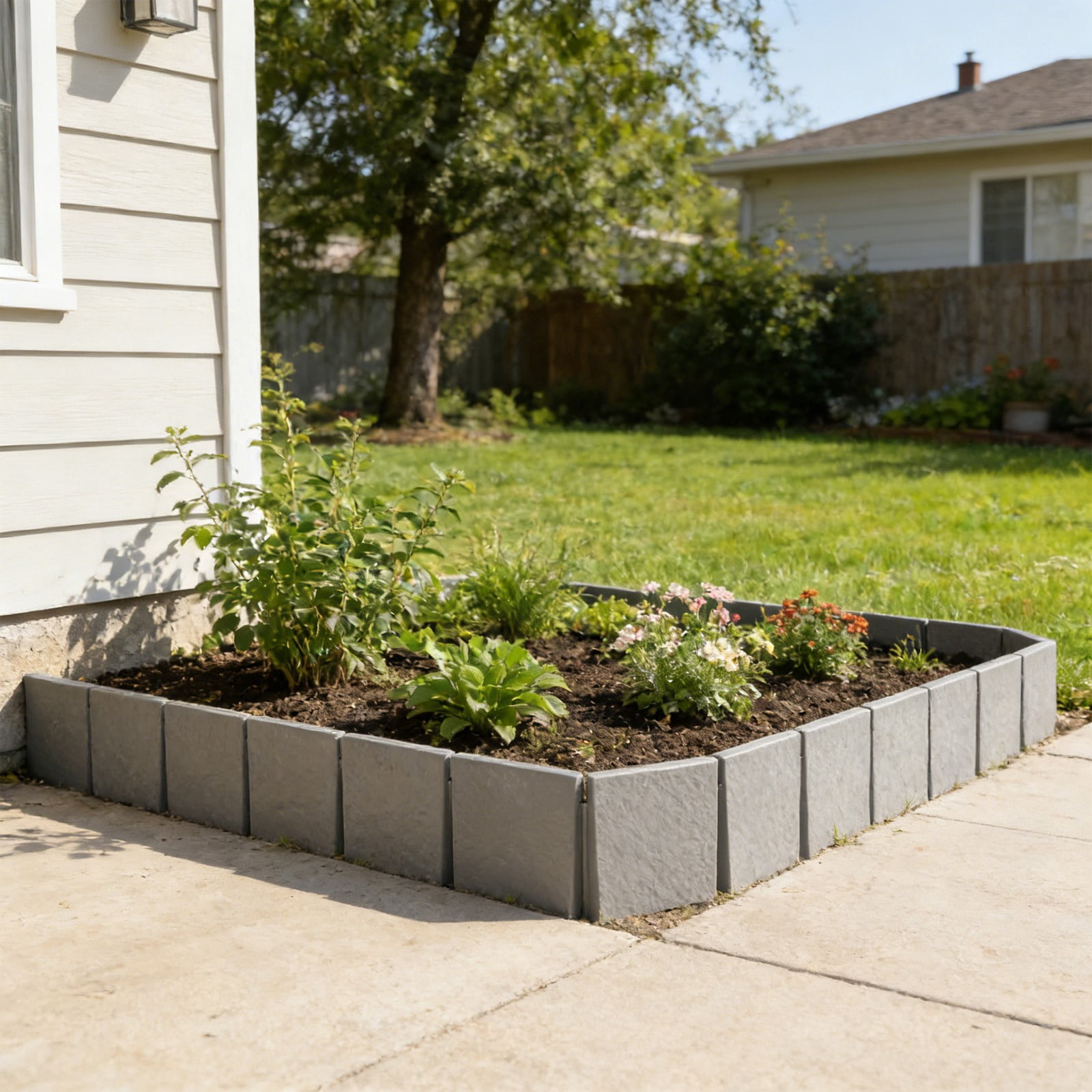 Garden Edging Fence 5 Pack Stones Look Plastic, Interlocking Landscape Border for Flower Beds, Yards and Outdoor Decorative Garden Edging