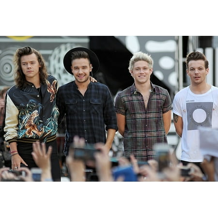 Harry Styles Liam Payne Niall Horan Louis Tomlinson One Direction On Stage For AbcS Good Morning America Fun In The Sun Summer Concert Series With One Direction Rumsey Playfield In Central Park New