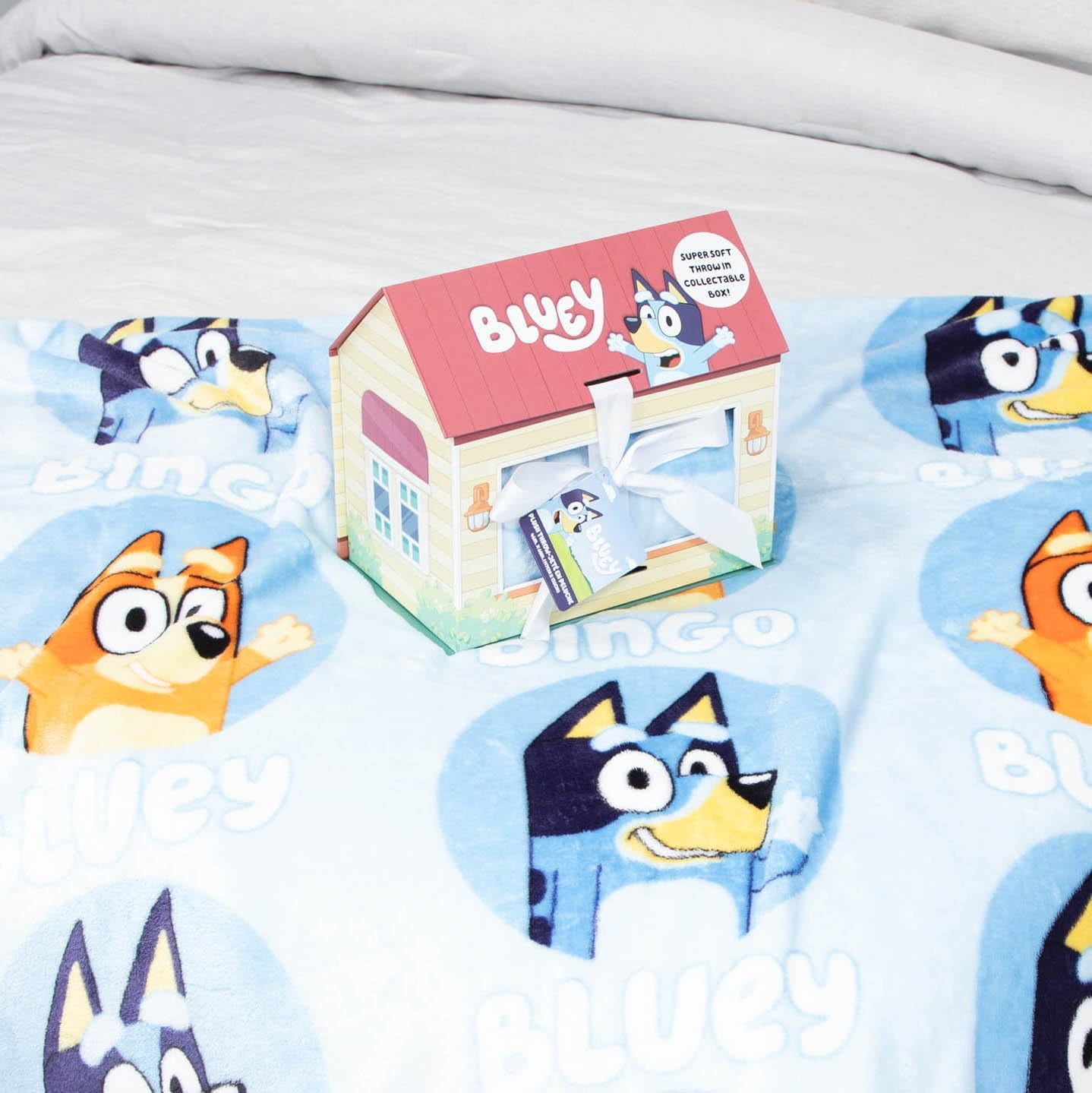 Bluey Bingo Blue Cotton Throw, 46 in x 60 in