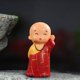 thumbnail image 1 of Estatua de pequeño monje, figura de monje en miniatura, centros de mesa de escritorio, adorno artesanal, escultura de Buda para chimenea, estantería Estilo E, 1 of 8