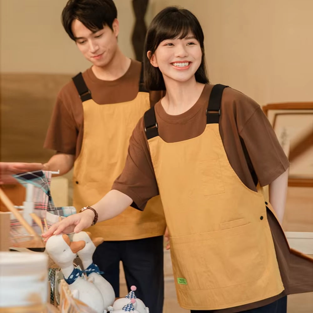 CHUNYAN Japanese Style Vest Apron Adjustable Widened Shoulder Straps Resistant Dirt Apron Waterproof Fashion Cooking Apron Female