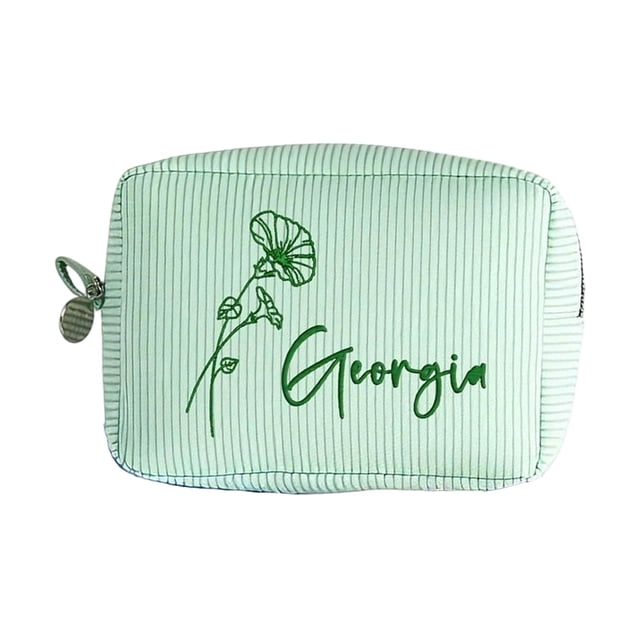 Seersucker bordado con nombre y fecha de nacimiento. Artículos de aseo personal de viaje personalizados. Damas de honor. Boda.