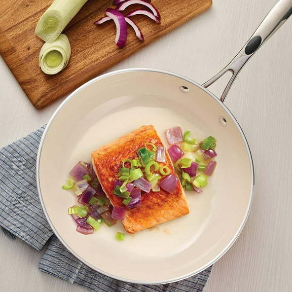 Gourmet Ceramica Deluxe Aluminum Frying Pan, Non Stick Skillet with Ceramic Interior, 10-inch, Metallic Black