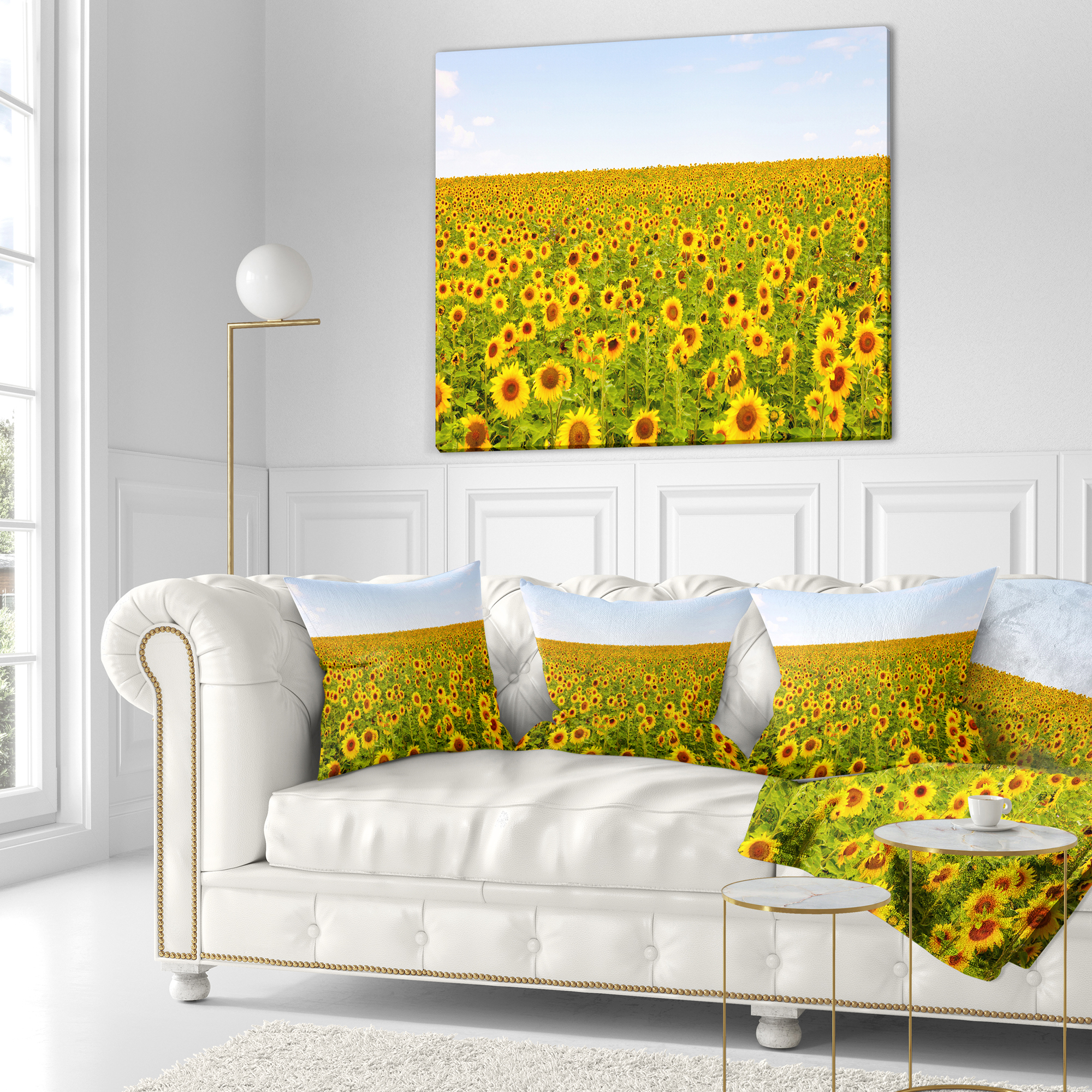 Designart Beautiful Sunflowers Garden - Floral Throw Pillow - 16x16