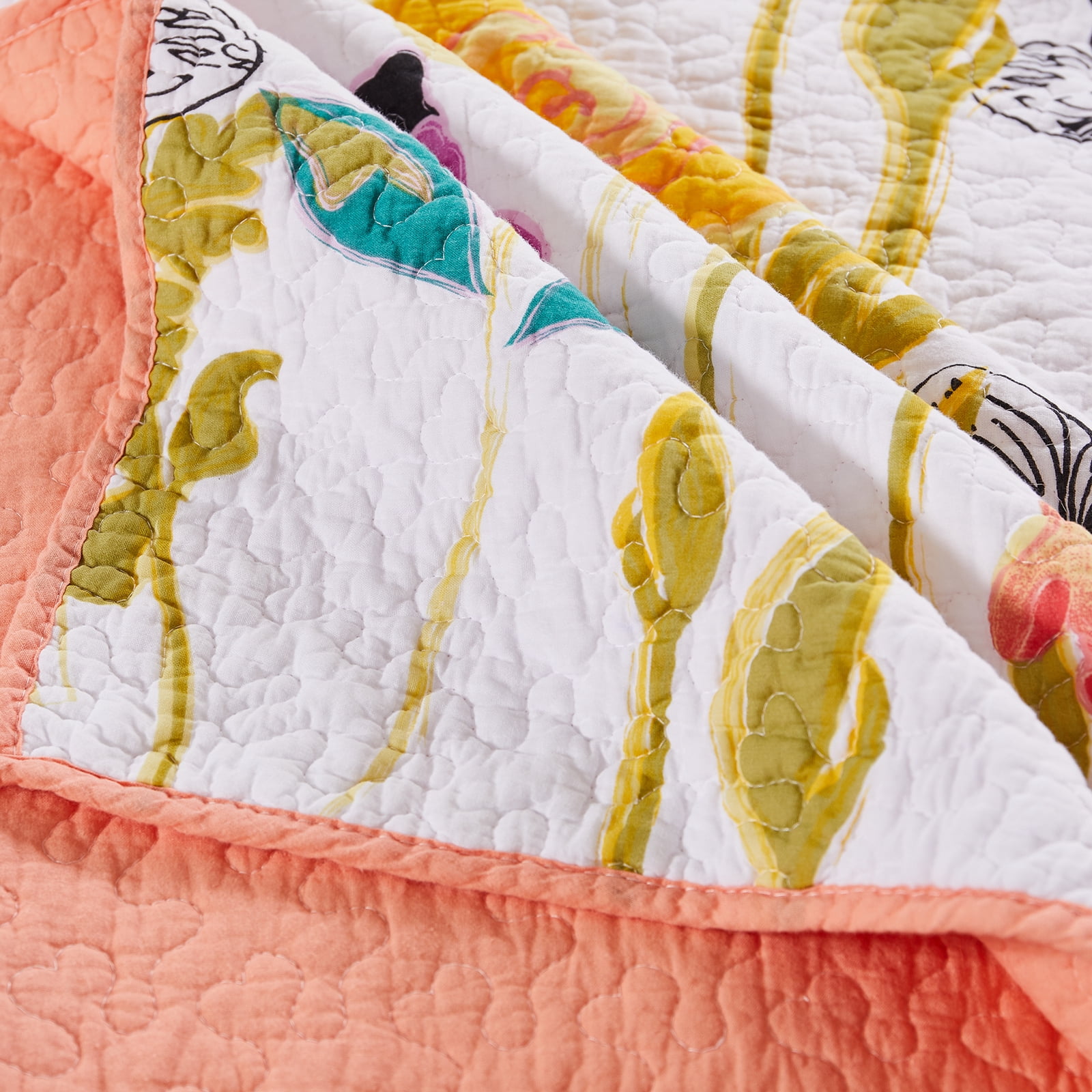 Global Trends Wildflower Dream Modern Floral 100% Cotton Reversible Quilt Set, White, 3-Piece King