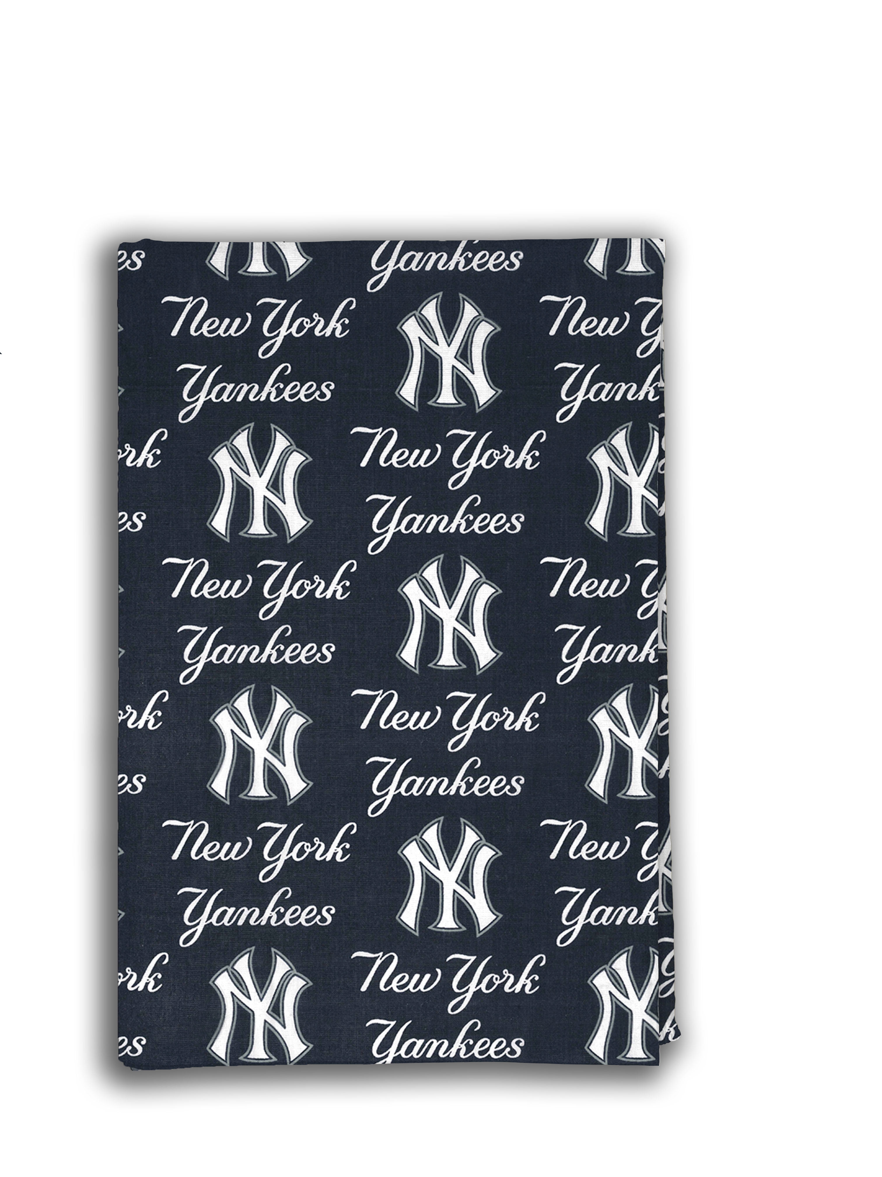 Kurt Adler 4-1/2-Inch New York Yankees Glass Hoodie Sweatshirt Ornament 