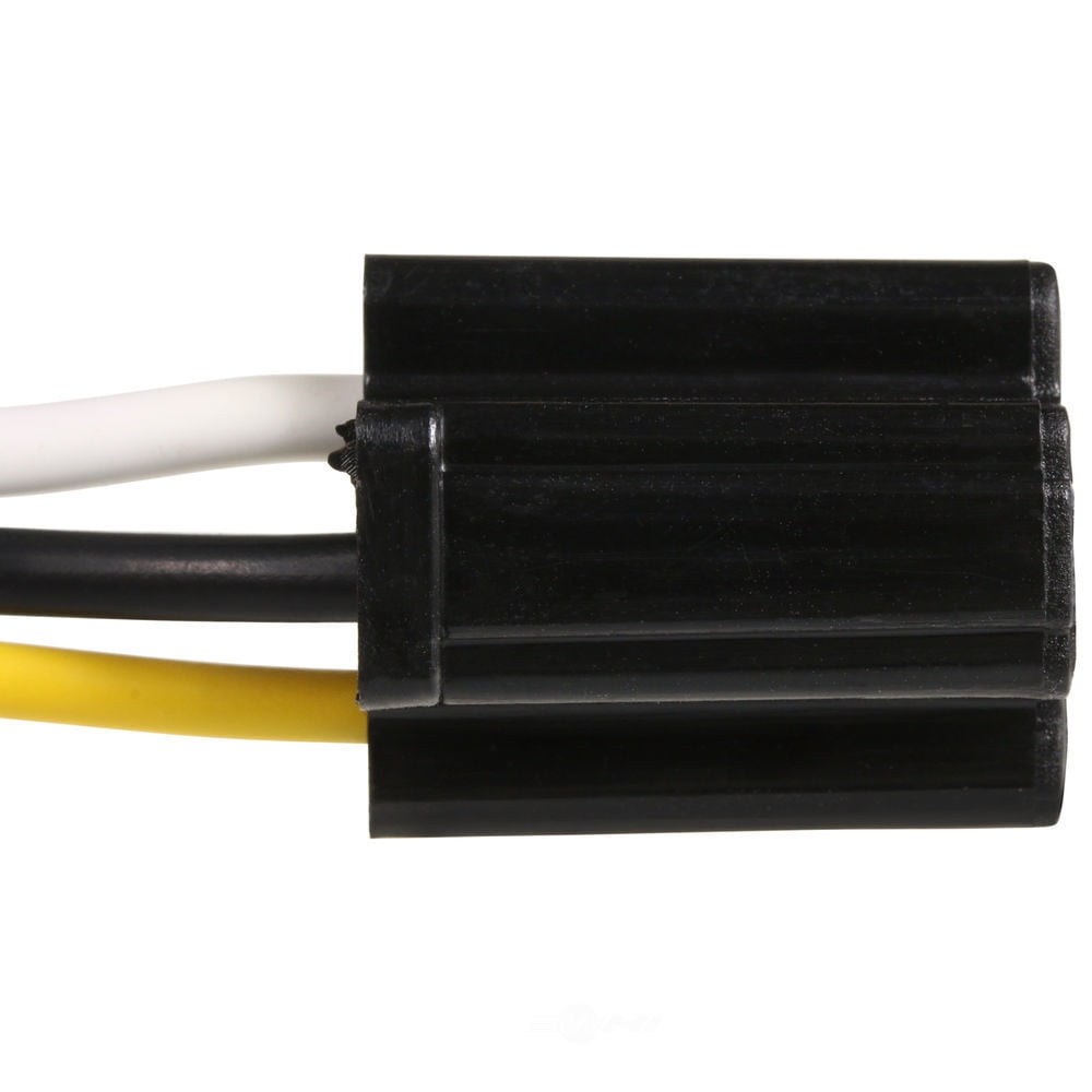 A/C Compressor Clutch Relay Connector