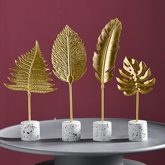 Cheer.US Golden Monstera Leaf European Tropical Style Leaf Figurine Statue with Base Desktop Decorative Ornaments for Wedding Birthday Hawaiian Party Home - 1.6''