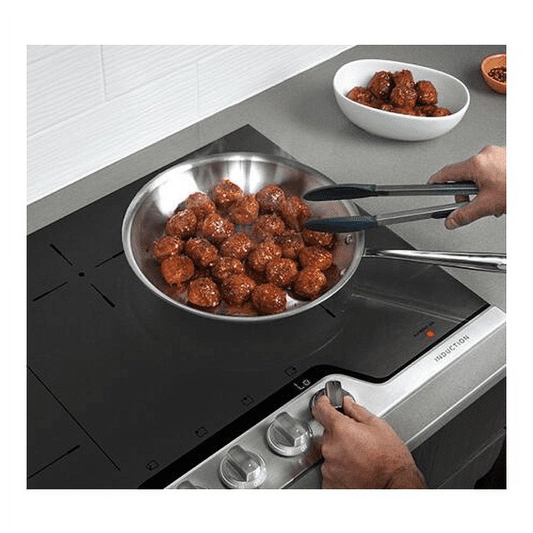 Frigidaire Professional FPIC3077RF 30 ADA Compliant Induction Cooktop with  4 Elements, PowerPlus Induction Technology, SpacePro Bridge Element, and  Knob Controls: Stainless Steel - Walmart.com