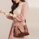 thumbnail image 2 of Bolso de diseñador de lujo para mujer, bandolera de hombro de cuero suave de alta calidad, bolso de ocio de gran capacidad, 2024, 2 of 5
