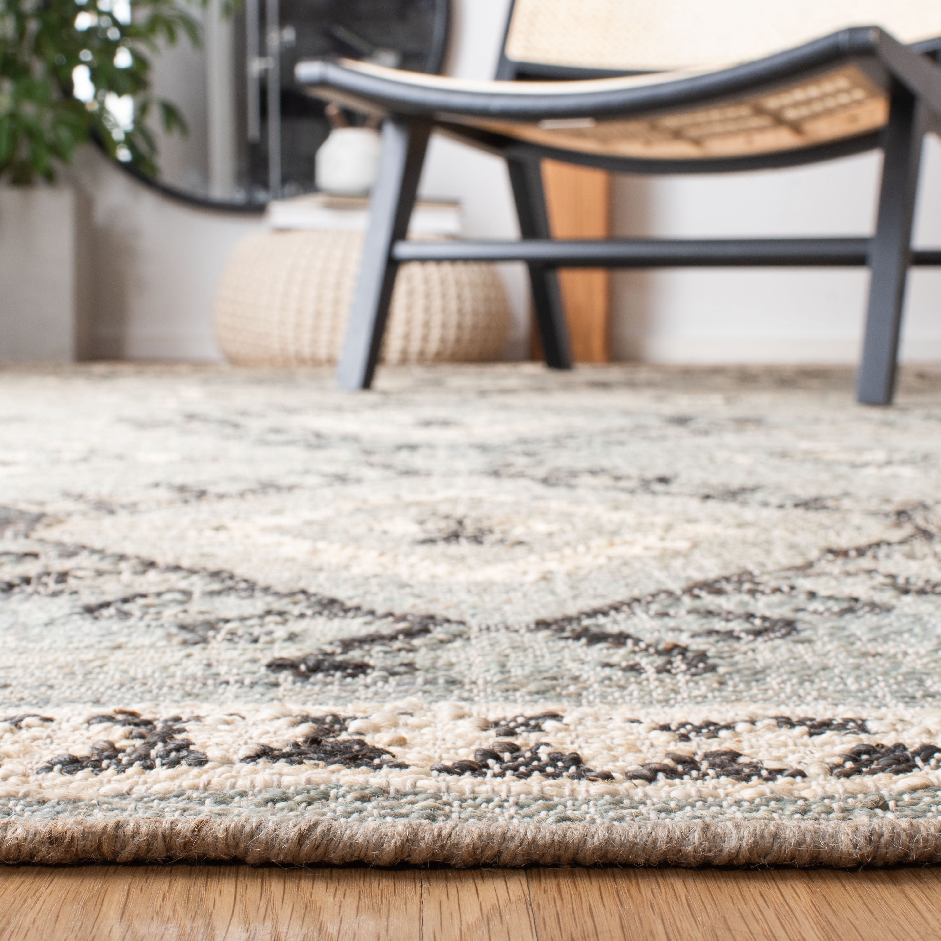 SAFAVIEH Kilim Lisette Tribal Area Rug, Blue/Black, 7' x 7' Round
