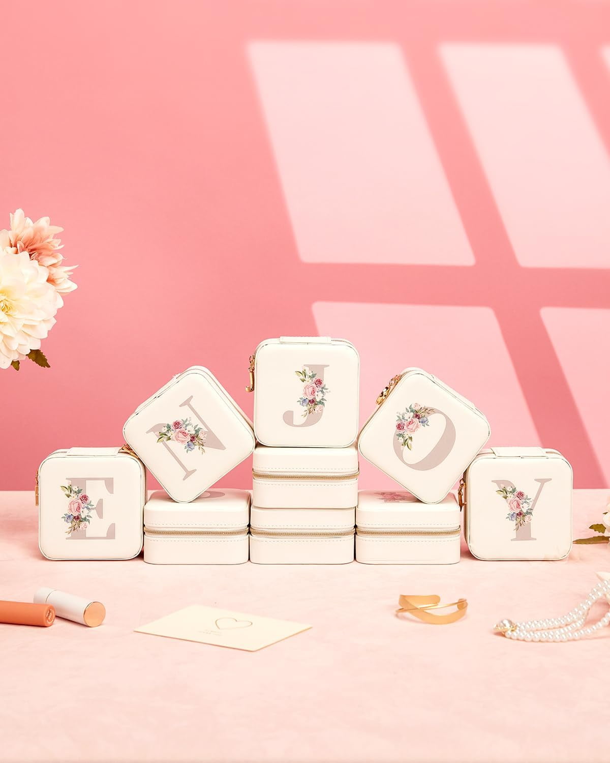 Travel Jewelry Box For Girls: Traveling Jewelry Case Gift For Women - Mini Organizer For Necklaces Earrings White U[Z1]