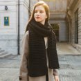 thumbnail image 3 of Qarigey Bufandas de moda para mujer, idea de regalo suave y cómoda, bufanda de invierno para mujer, bufanda cálida de invierno Accesorios de disfraces Negro, 3 of 6