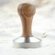 thumbnail image 3 of Prensador de café de madera de peral de 57 mm, práctico martillo para prensar café en polvo, accesorio creativo (YF07), 3 of 7