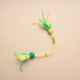 thumbnail image 1 of Juguete Interactivo para Gatos con Plumas y Hierba Gatera., 1 of 1