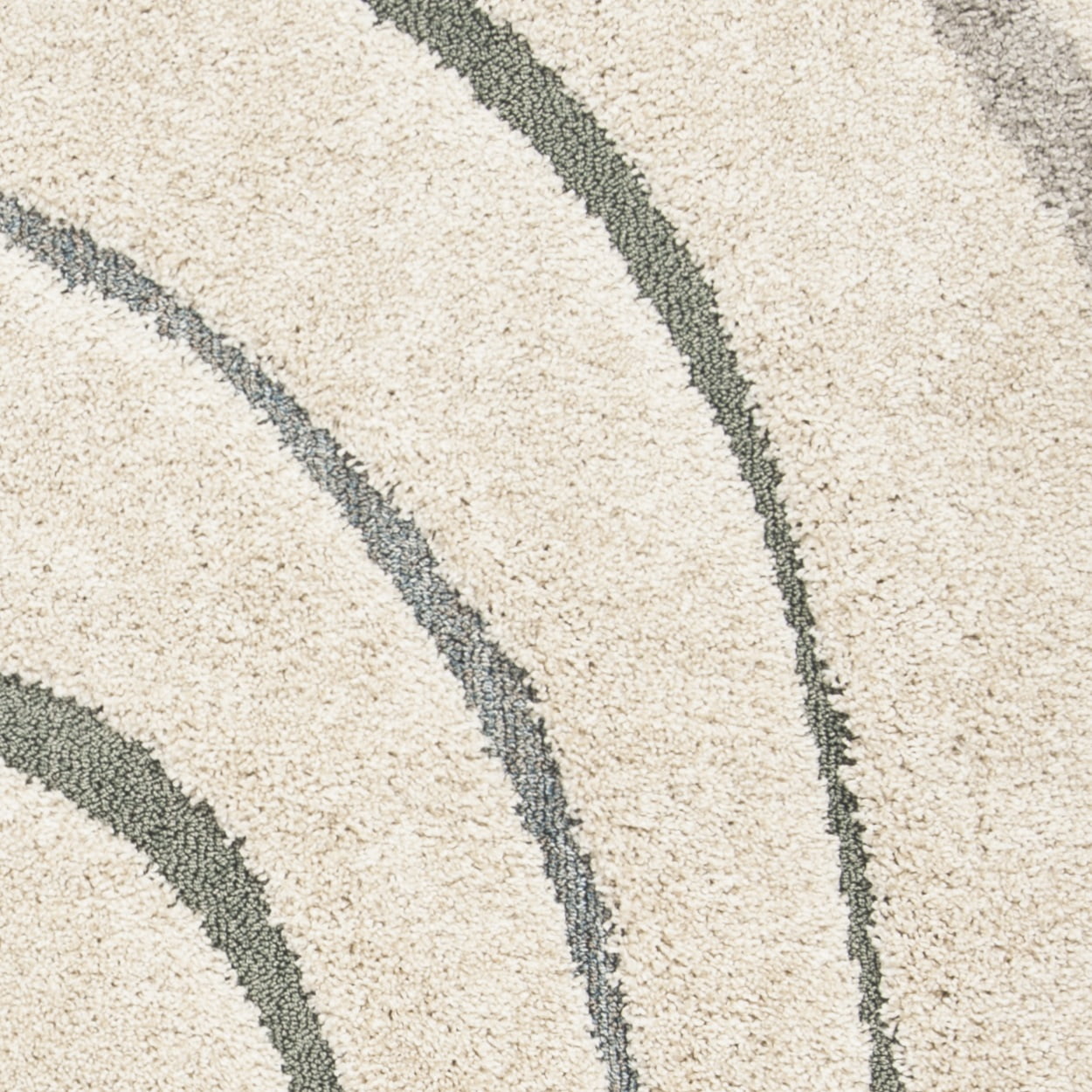 SAFAVIEH Florida Tabitha Geometric Waves Shag Area Rug, Cream/Light Blue, 6'7" Round