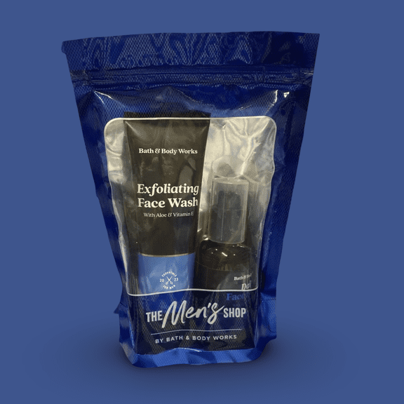 Bath and Body Works The Men's Shop Gift Set Exfoliating Face Wash 4 Oz and Daily Face Lotion 3.4 Fl Oz