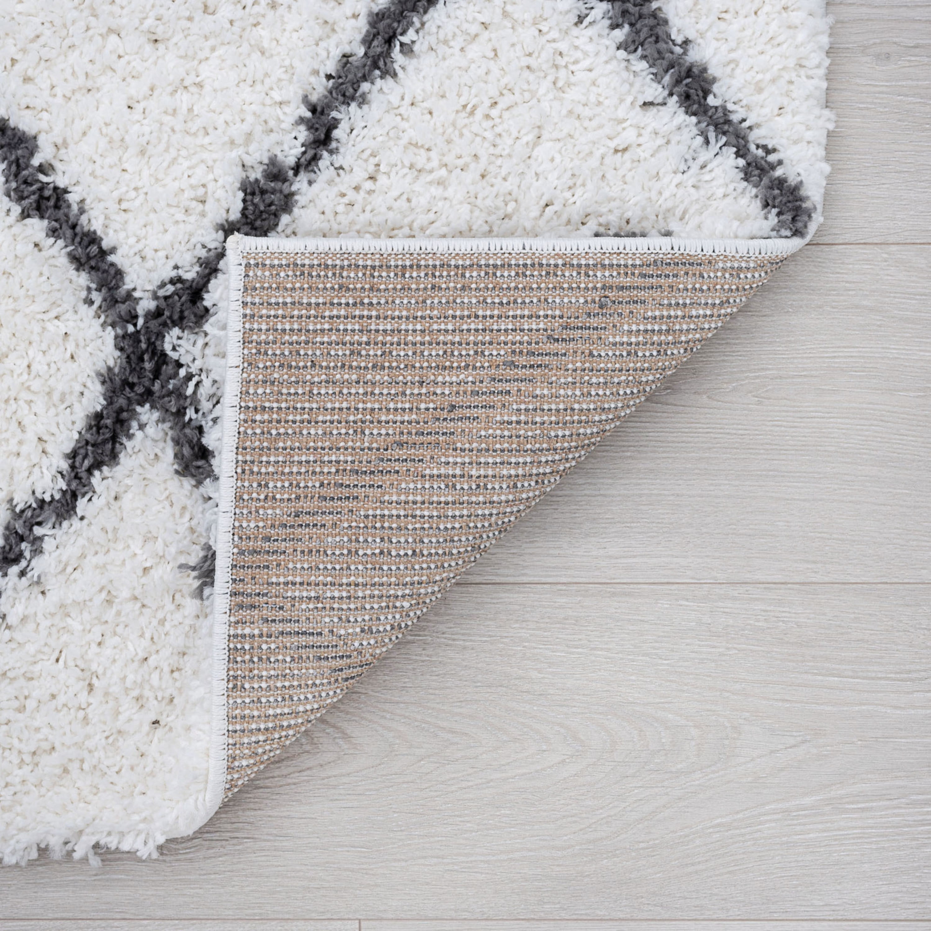2x3 Modern White Small Area Rug, Throw Mat for Indoor Entry | Ideal for Kitchen or Bathroom Rugs 2' x 3'
