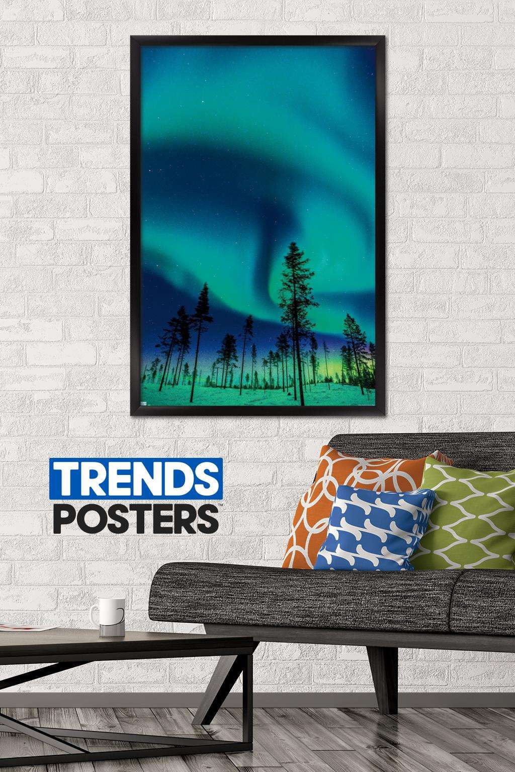 Aurora Borealis Wall Poster, 22.375" x 34", Framed