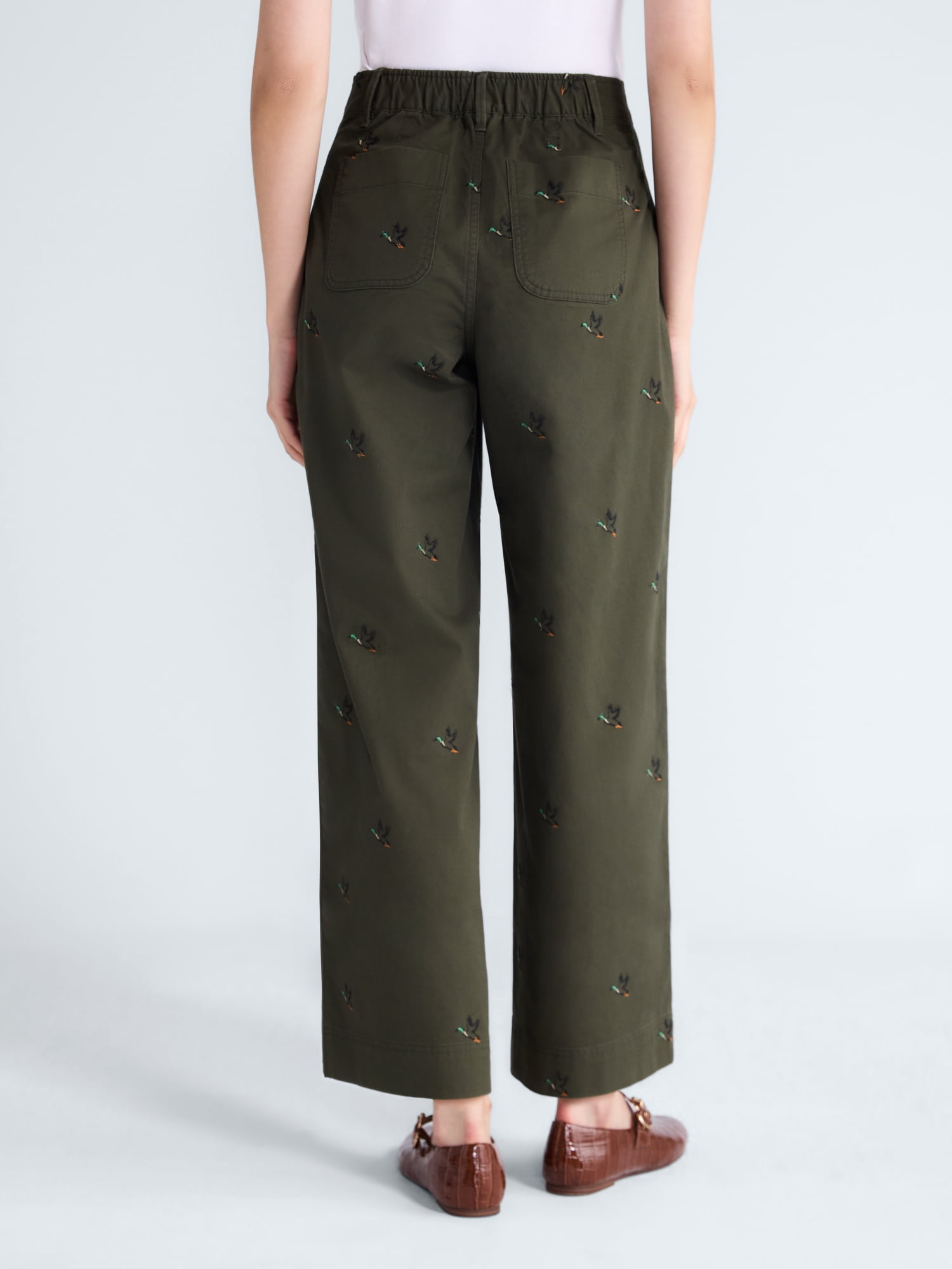 Free Assembly Women's The Larchmont Embroidered Cropped Patch Pocket Pants, 26" Inseam, Sizes XS-4X