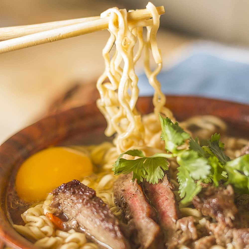 Pho Ramen Instant Noodle Variety: Chicken, Beef (4-pack) Snapdragon | MerlinsMart Zine
