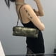 thumbnail image 4 of Bolsos de hombro vintage de diseñador para mujer, bolsos y billeteras cuadrados de bronce y oro con candado de subcultura de lujo de alta calidad, bolsos de viaje para mujer, 4 of 5