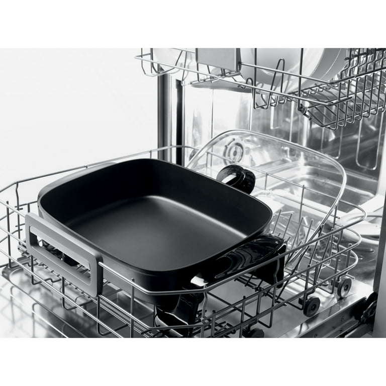 DeLonghi Black Easy-Clean Electric Skillet - BG45