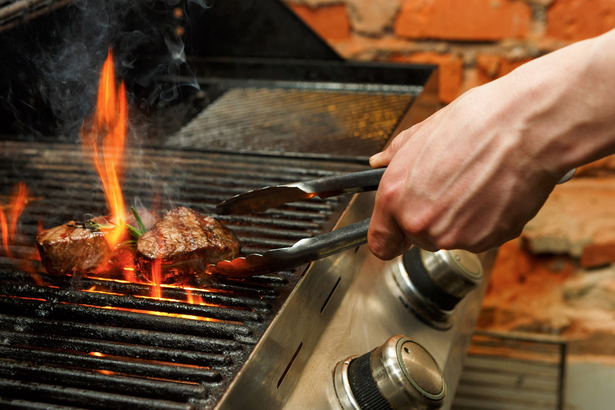 Expert Grill 8.5" Lightweight Stainless Steel Mini-locking BBQ Tongs