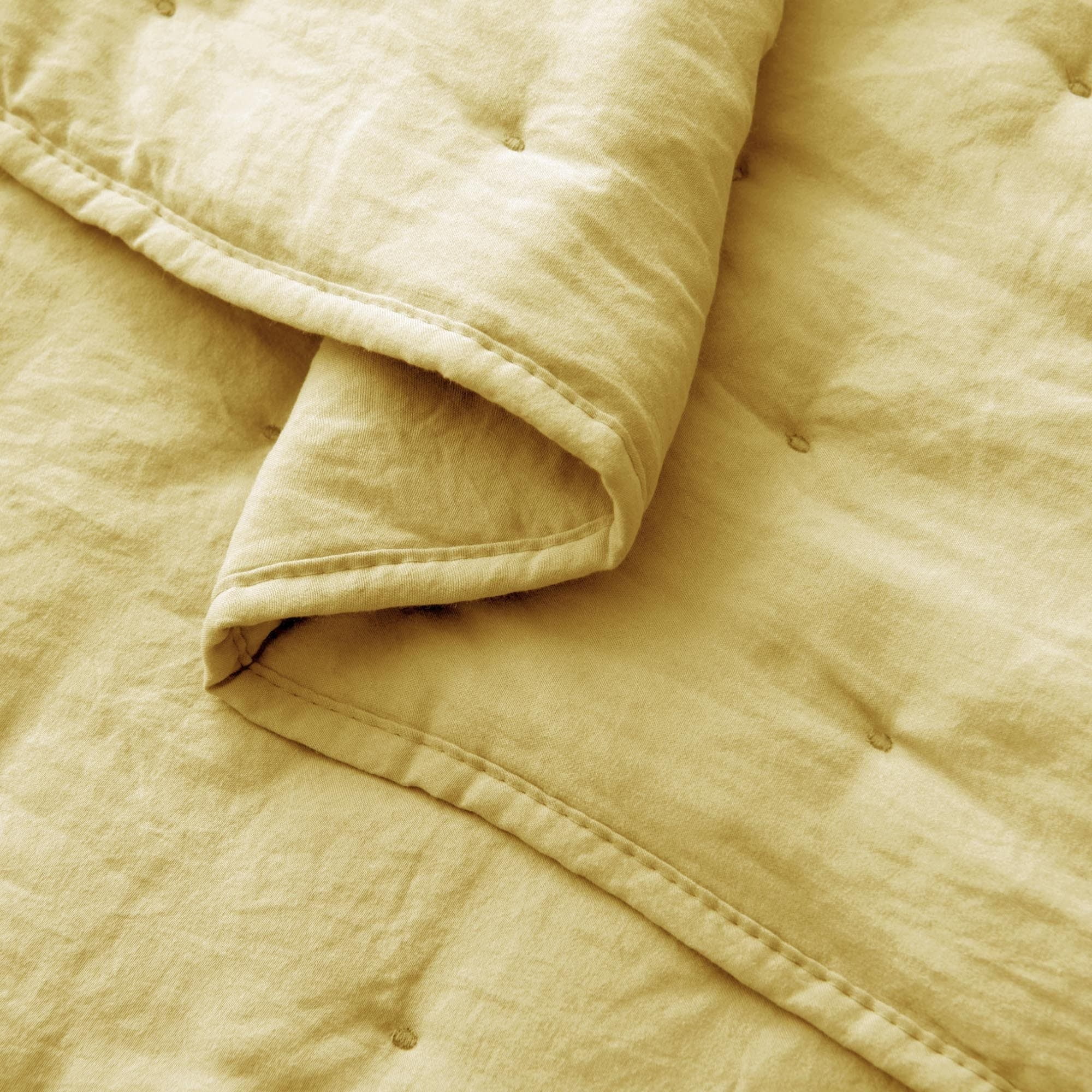 Kasentex  3-Piece Quilt Set Ultra Soft Microfiber Stone-Washed Lightweight All Season Yellow Queen