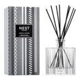 thumbnail image 1 of Difusor Reed NEST New York de ámbar e incienso de 175 ml con varillas, 1 of 3