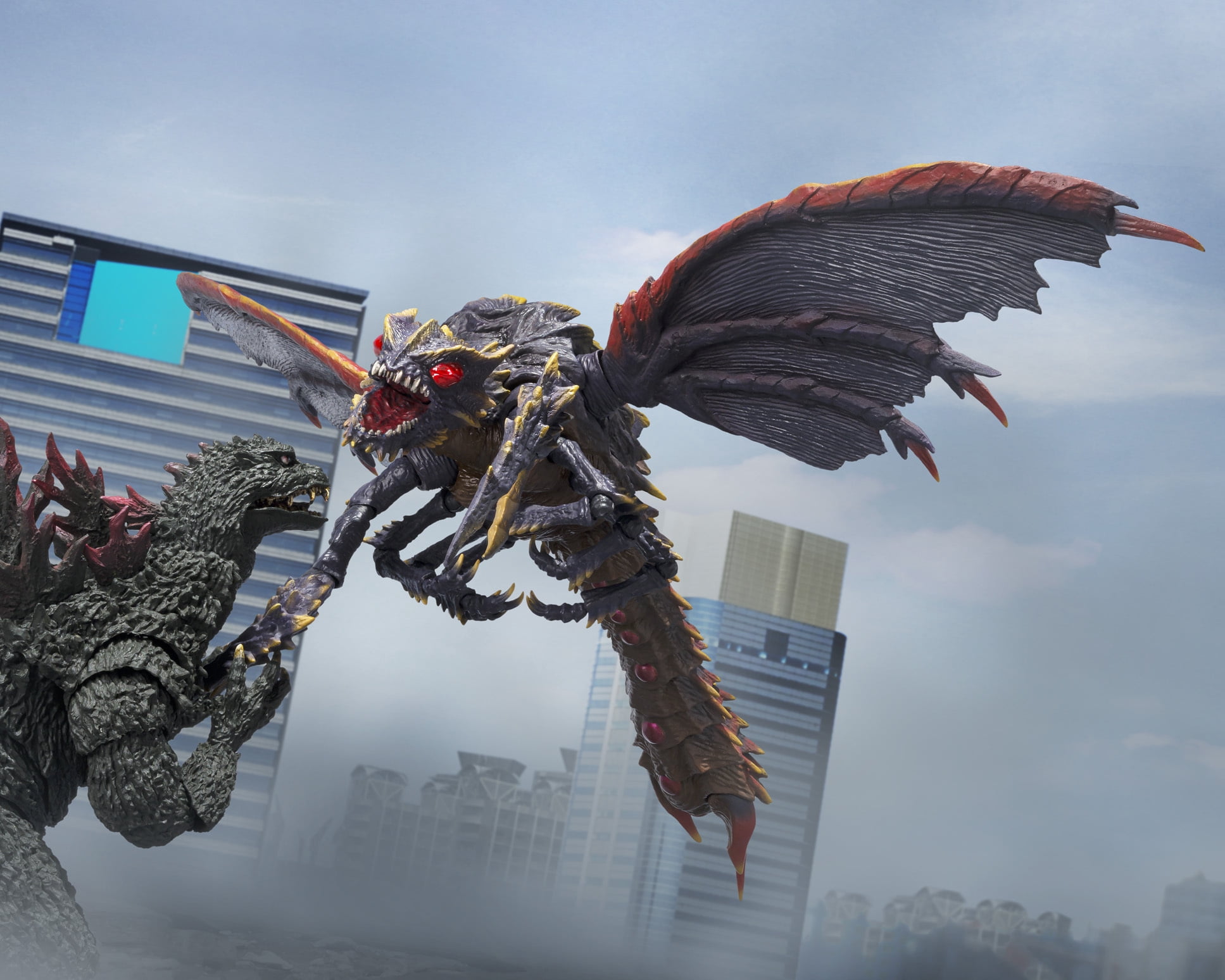 Tamashii Nations - Godzilla - S.H.MonsterArts - Megaguirus Evolution Set