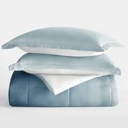 Noble Linens Ocean Waves White / Coastal Blue Reversible Down Alternative Comforter Set
