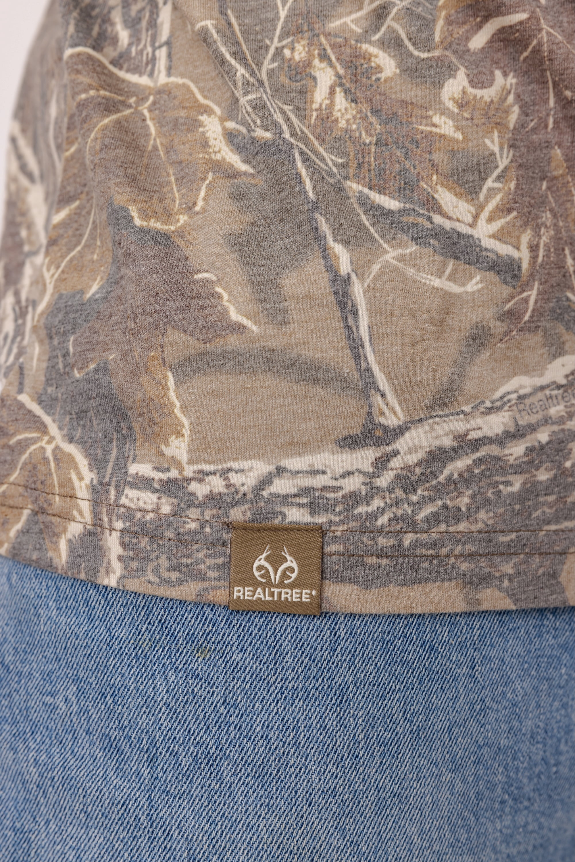 Realtree Camo Tri-Blend Short Sleeve Shirt – Lightweight & Soft, Outdoor & Hunting Apparel​ | S-5XL