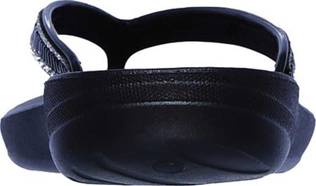 skechers poolside summer
