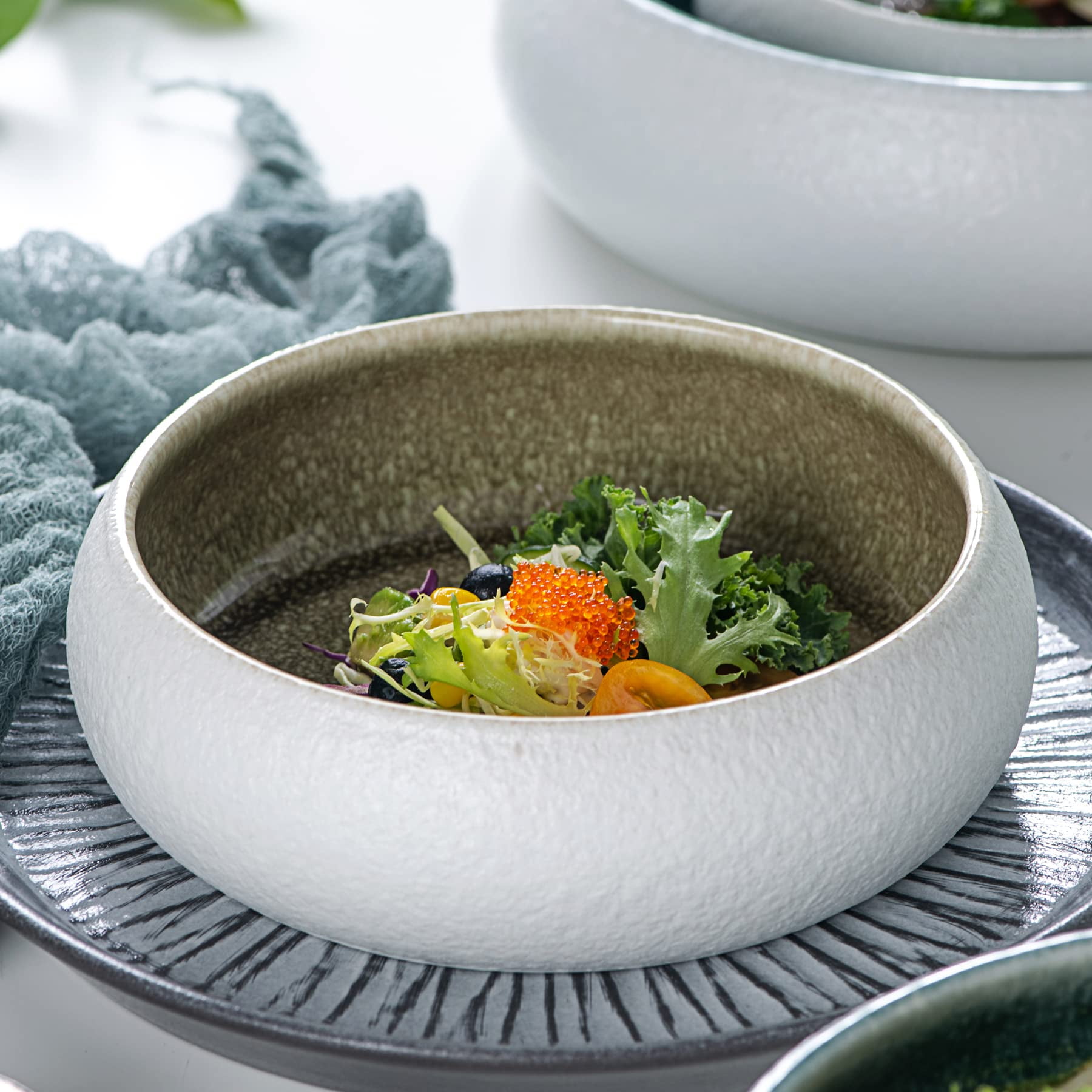 Restaurantware RWP0205W 200 Count Pet Cold Salad Bowl, Medium/17.6 oz, White