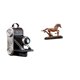 thumbnail image 1 of Escultura de caballo con cámara de resina, modelo de figura, obra de arte única, adorno coleccionable, accesorio decorativo para escritorio, estanterí, 1 of 8