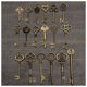 thumbnail image 4 of Conjunto de 72 Antiguos Vintage Antiguo Aspecto Bronce Esqueleto Llave Corazón Cerradura Colgante, 4 of 5