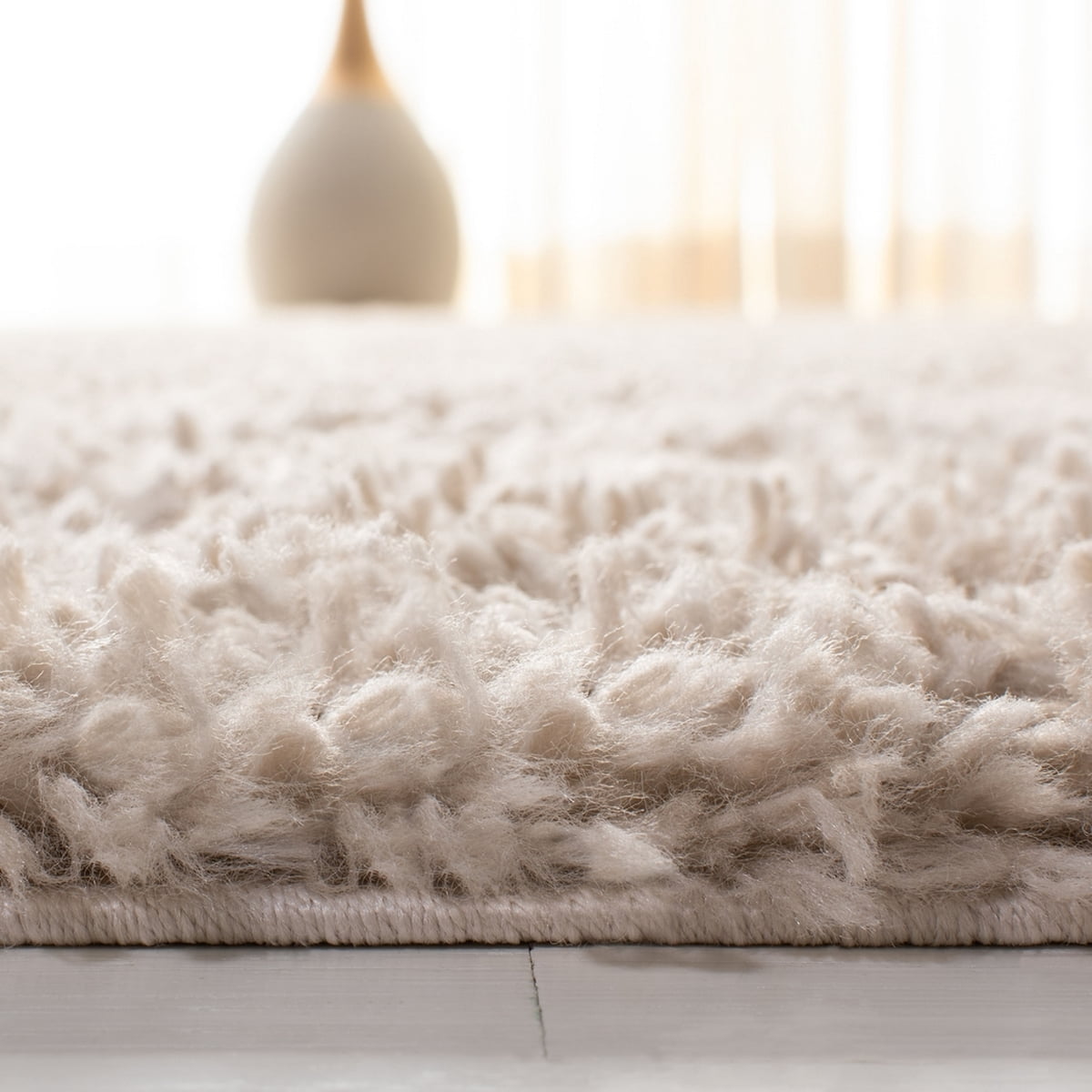 SAFAVIEH August Sophia Solid Plush Shag Area Rug, Beige, 9' x 12'