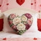 thumbnail image 4 of Cojines decorativos con forma de corazón | Fundas de almohada decorativas florales para sofá y cama | Tejido suave para la decoración del hogar | Juego de 1 para sala de estar o dormitorio, 4 of 7