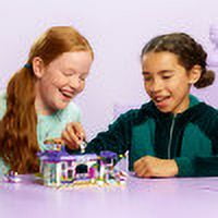 LEGO Friends Emma's Art Café 41336 Building Set (378 Pieces)
