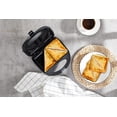 thumbnail image 4 of Holstein Housewares - Sandwichera antiadherente de 2 secciones, color negro, conveniente y fácil de usar. Ideal para desayuno, almuerzo, botanas y cena, sándwiches, 750W, 4 of 4