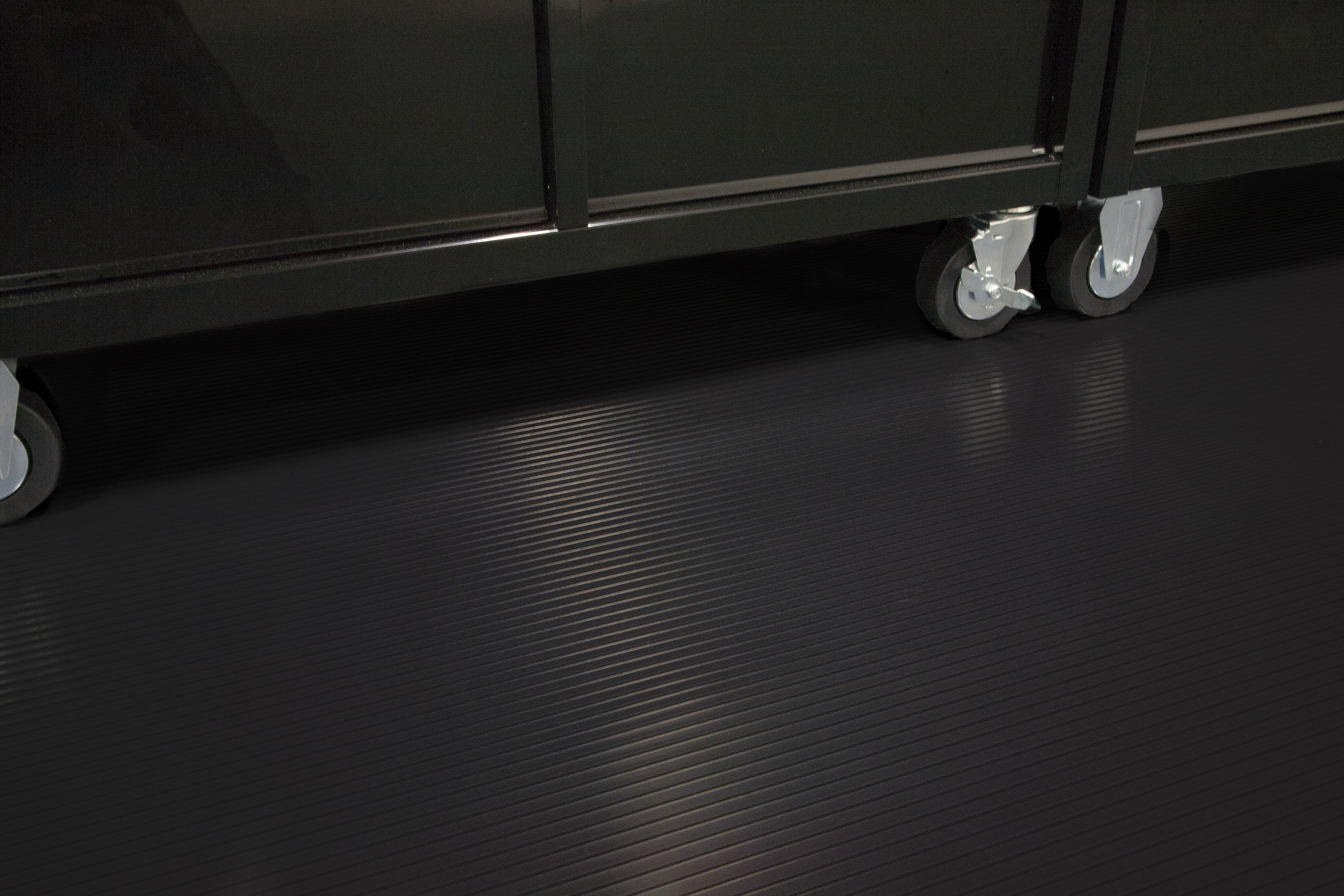 G-Floor 8.5' x 24' Ribbed Garage Flooring Cover - Midnight Black